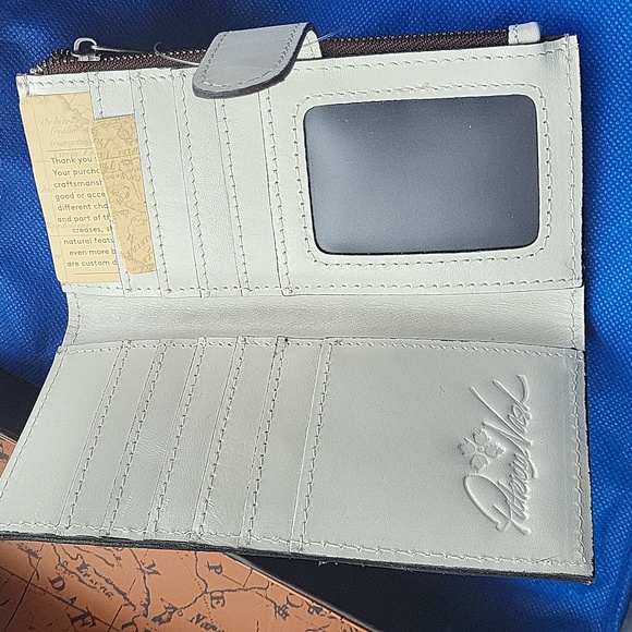 Patricia Nash Printed Bi-Fold Wallet - Picture 6 of 6